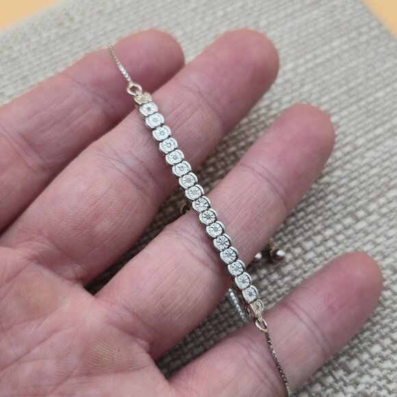 7 Inch Sterling Silver 18 Small Diamonds Adjustable Bracelet A5828 - Picture 1 of 8